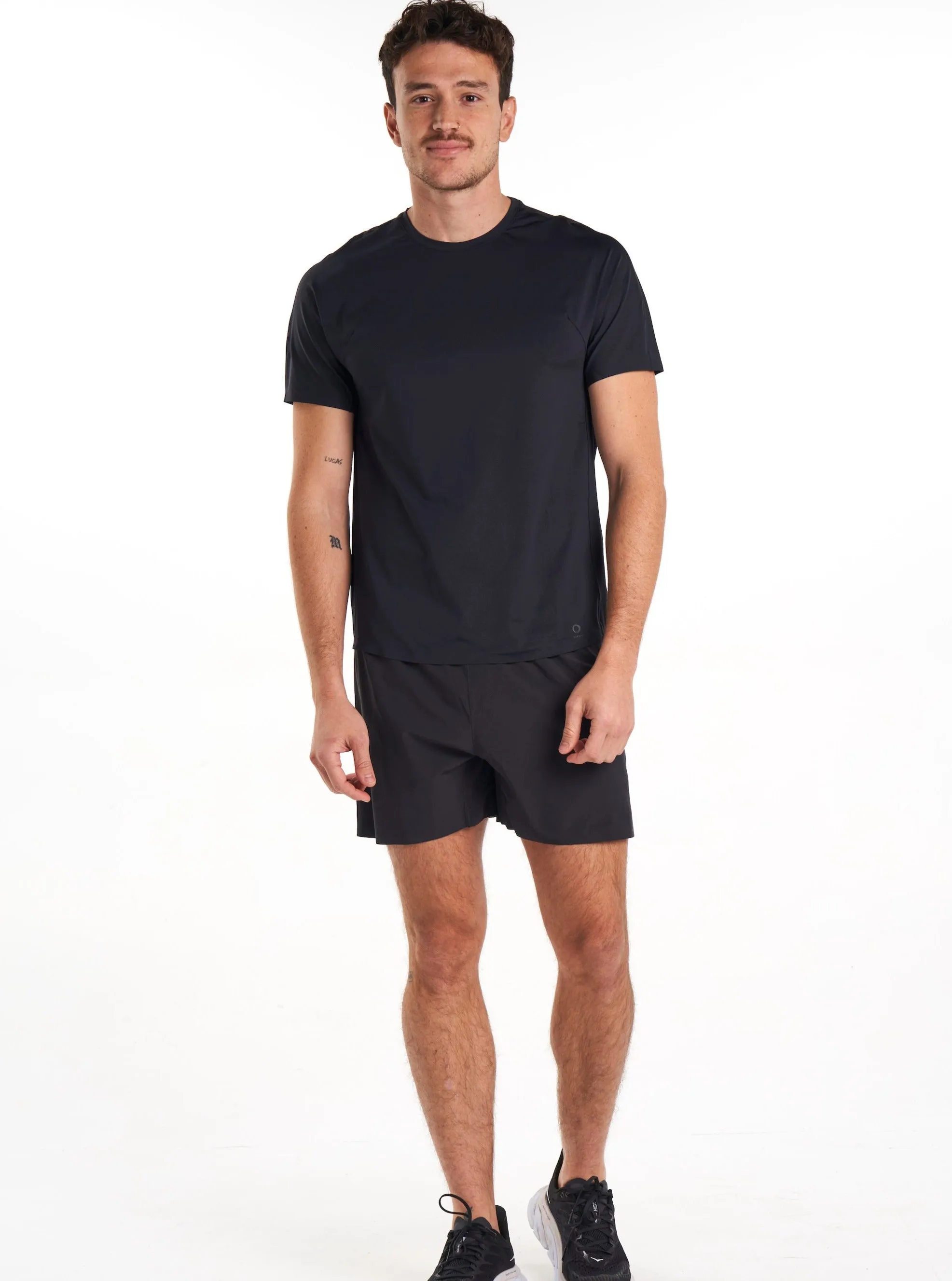 ALRN Vent Back Run Tee - Black