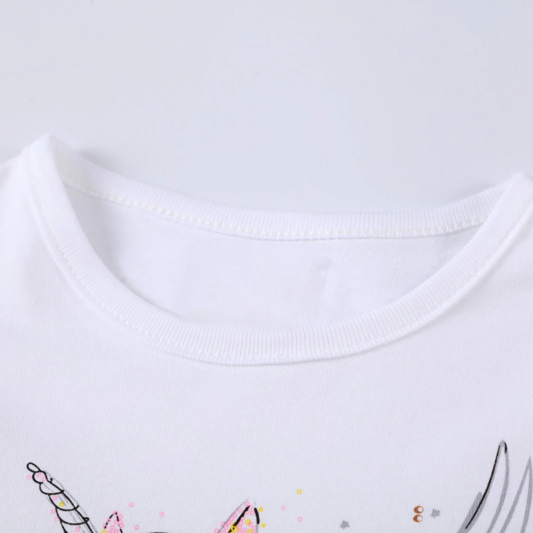 Full Sleeve Unicorn Print Girls T-Shirt, White