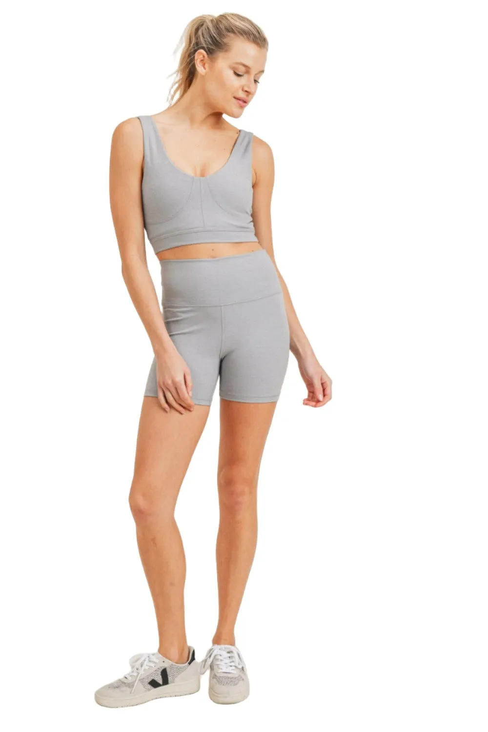 Mono B Essential Sweetheart Highwaist Shorts APH8104