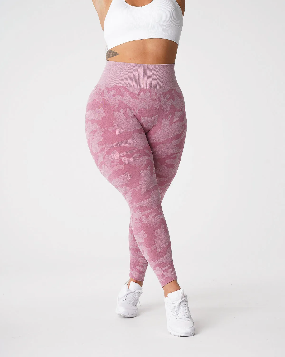 Pastel Pink Camo Seamless Leggings